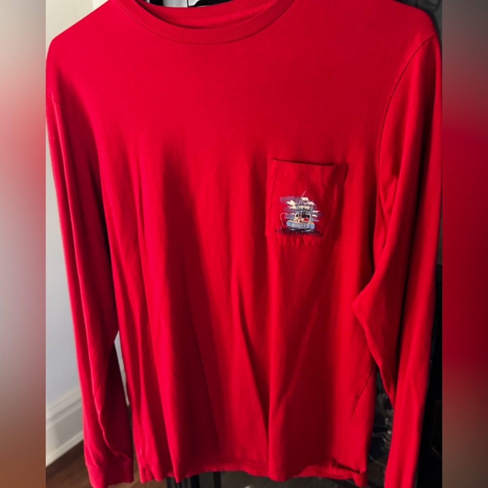 Vineyard Vines long sleeve T-shirt red Christmas Holiday men’s red